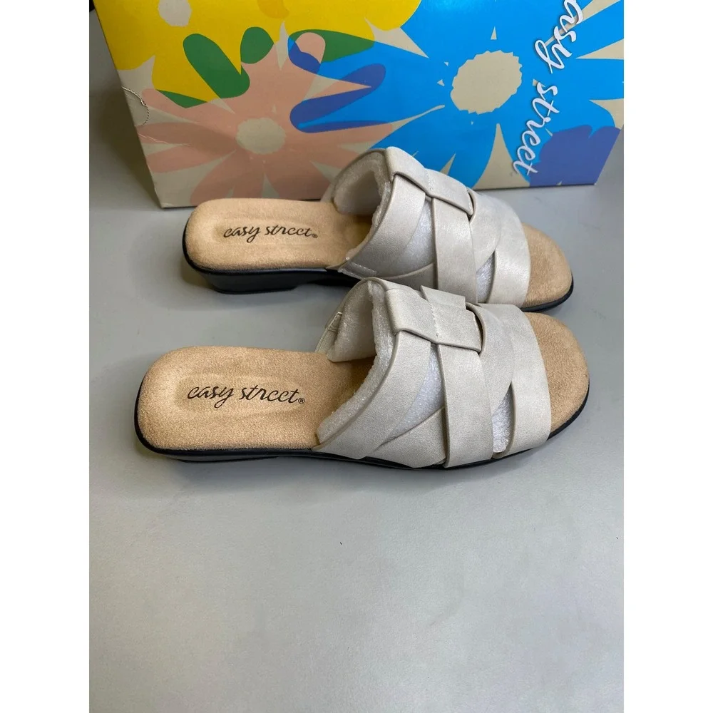 Easy Street Lakeport Silver Woven Slide Sandals Low Wedge 6N
